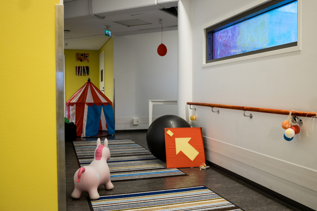 Image in carousel representing the selected location
