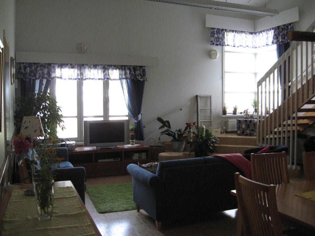 Image in carousel representing the selected location